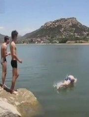 跳水搞笑短视频,跳水搞笑短视频集锦